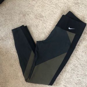 Nike pro leggings